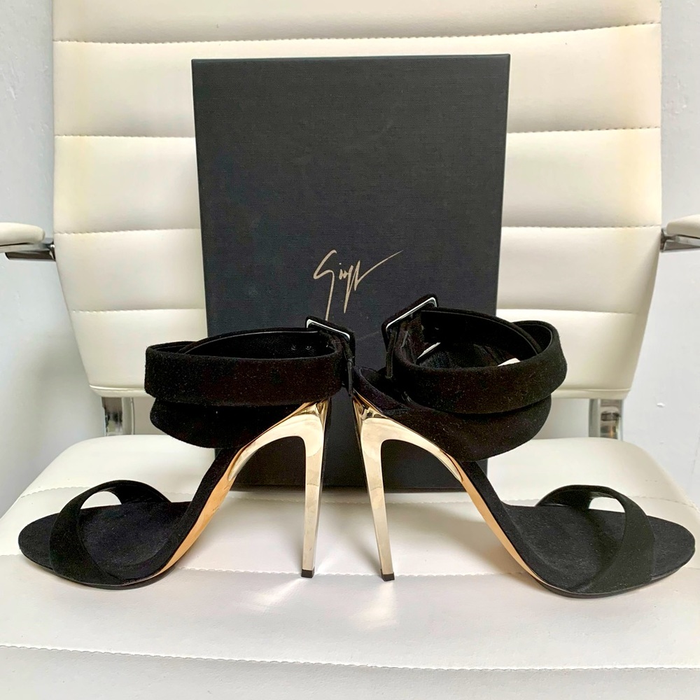 GIUSEPPE ZANOTTI-Black Suede Heels
